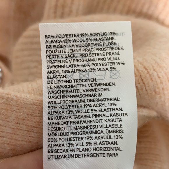 H&M sparkle button boxy cardigan light apricot women’s small v neck euc - Picture 8 of 9